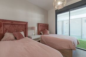 Bego a Sea View in Fuengirola