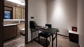 The MarQ Residences Luxury Suite