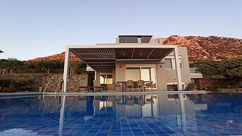Luxurious Villa Tholos Crete