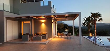 Luxurious Villa Tholos Crete