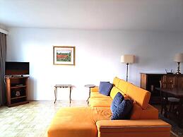 Agra Apartments