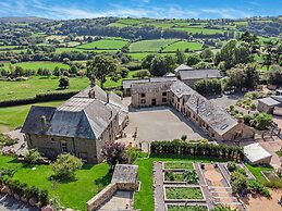 Linscott Farmhouse in Moretonhampstead