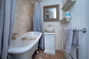 Linscott Farmhouse in Moretonhampstead