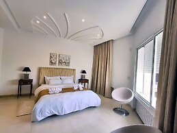 L'Orchidée - Luxury Suites