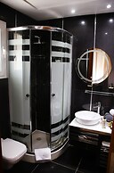 L'Orchidée - Luxury Suites