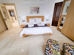 L'Orchidée - Luxury Suites