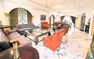 L'Orchidée - Luxury Suites