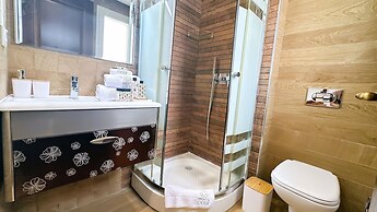 L'Orchidée - Luxury Suites