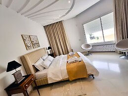 L'Orchidée - Luxury Suites