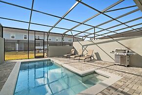 Beautiful 5BR Home Private Pool and Themed Rooms