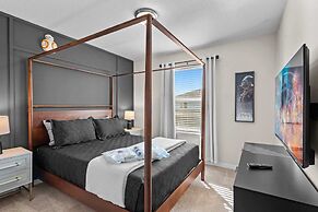 Beautiful 5BR Home Private Pool and Themed Rooms