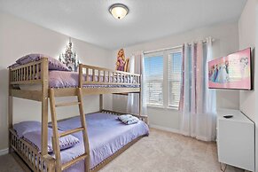 Beautiful 5BR Home Private Pool and Themed Rooms