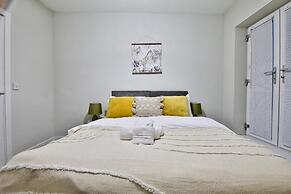 Whitchurch Place 2 Bed Flat in Cardiff