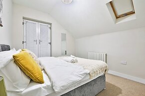 Whitchurch Place 2 Bed Flat in Cardiff