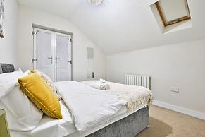 Whitchurch Place 2 Bed Flat in Cardiff