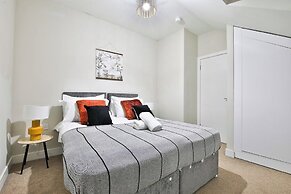 Whitchurch Place 2 Bed Flat in Cardiff