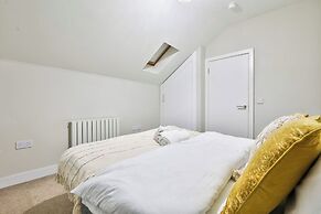 Whitchurch Place 2 Bed Flat in Cardiff