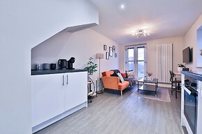 Whitchurch Place 2 Bed Flat in Cardiff