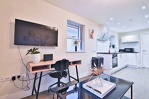Whitchurch Place 2 Bed Flat in Cardiff