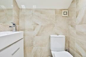 Whitchurch Place 2 Bed Flat in Cardiff