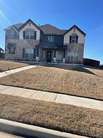 Spacious 2Br w/ Fireplace - Sleeps 4 - Bbq - Lake