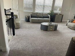 Spacious 2Br w/ Fireplace - Sleeps 4 - Bbq - Lake
