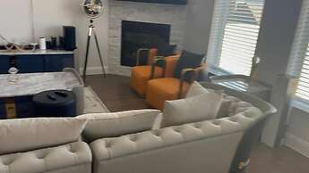 Spacious 2Br w/ Fireplace - Sleeps 4 - Bbq - Lake