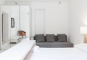 Casa Milano - Modernist Marvel