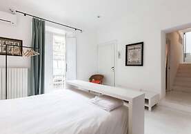 Casa Milano - Modernist Marvel