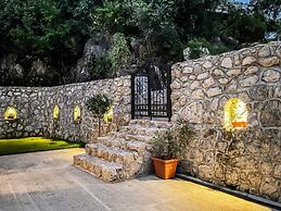 Cozy Karuc Home