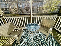 SEA Coast Court 37242