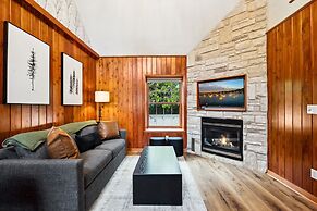 Spruce and Shore Motel