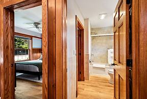 Spruce and Shore Motel