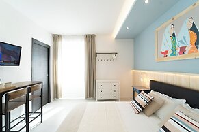 Velis - art & hospitality