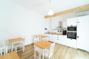 Velis - art & hospitality