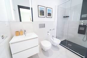 Velis - art & hospitality