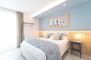 Velis - art & hospitality