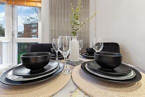 Luxe Stays Putney & Stamford