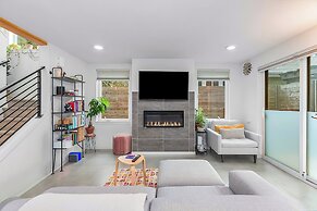 Ember & Glow Loft Retreat (113553555)