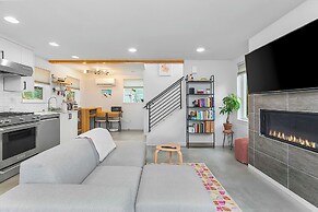 Ember & Glow Loft Retreat (113553555)