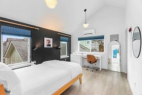 Ember & Glow Loft Retreat (113553555)