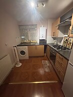 Stylish 1-bed Apartment- Sleeps 3 w/ Central Links