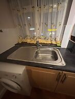 Stylish 1-bed Apartment- Sleeps 3 w/ Central Links