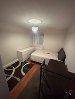Stylish 1-bed Apartment- Sleeps 3 w/ Central Links