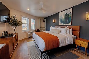 The 1850 Hotel