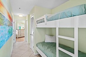 Grand Caribbean West 215