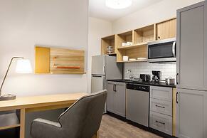 Candlewood Suites Coralville Iowa City by IHG
