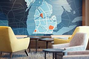 Holiday Inn Express and Suites Muncie Northwest by IHG