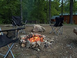 Pet & Family Friendly-2BD-1BA-Sleeps 6-8-Pond-Deck