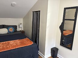 Pet & Family Friendly-2BD-1BA-Sleeps 6-8-Pond-Deck